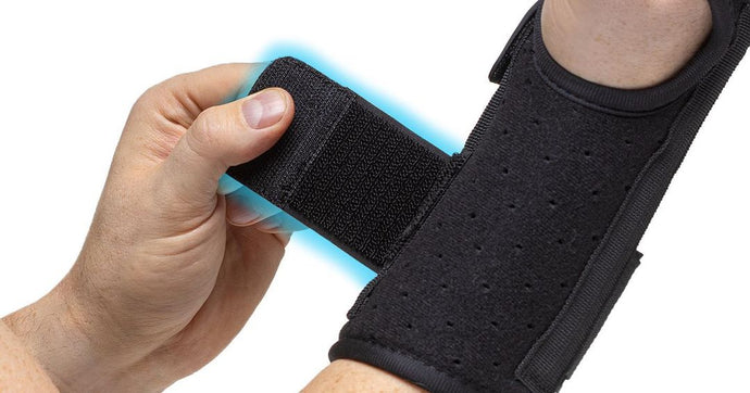 How To Wear A Wrist Brace