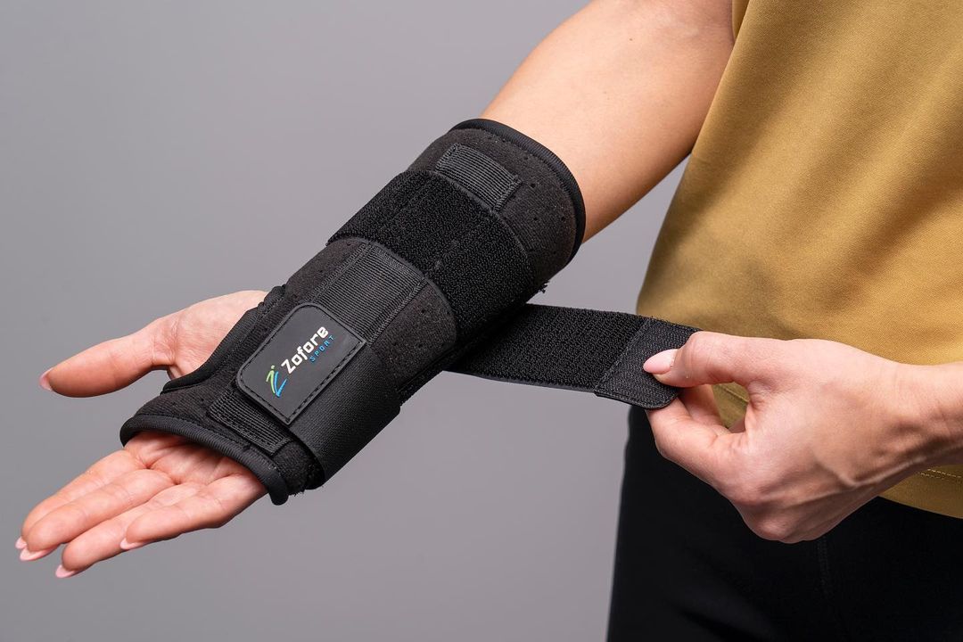 Tips For Wearing A Wrist Brace Zofore Sport